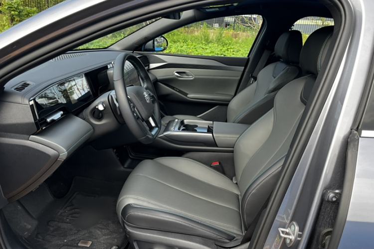 Used BYD Qin L 2025 EV 545KM Beyond Version
