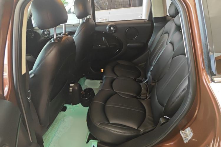 Used  Countryman 2014 1.6L COOPER Fun
