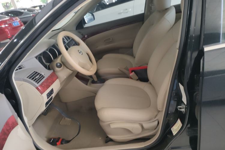 Used Nissan Sylphy 2016 Classic 1.6XE Automatic Leading Edition
