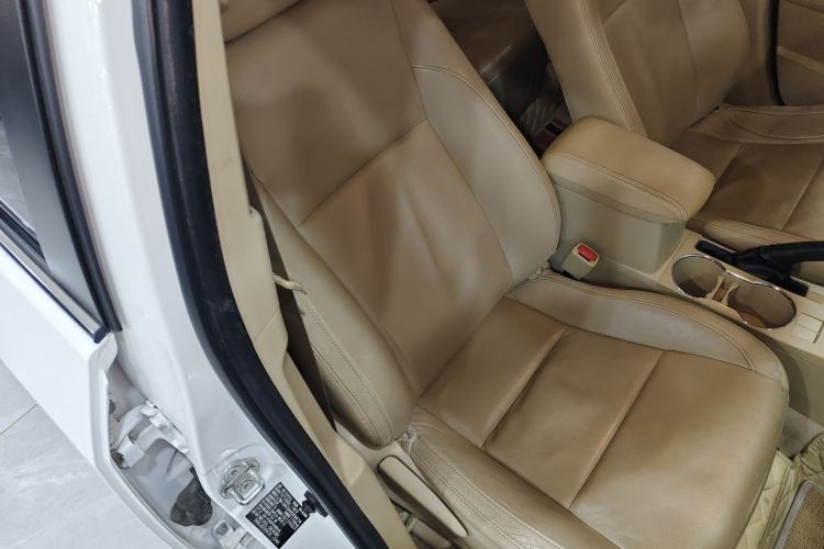 Used Toyota Corolla 2017 Revised Dual-Engine 1.8L E-CVT Elite Edition
