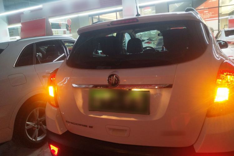 Used Buick Encore 2015 1.4T Automatic Two-Wheel Drive Urban Elite Version
