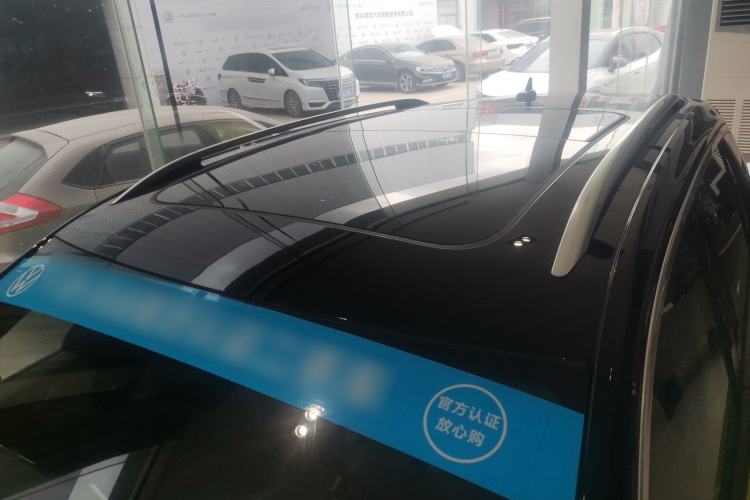 Used Volkswagen T-ROC 2023 300TSI DSG Two-Wheel Drive Starlight Edition