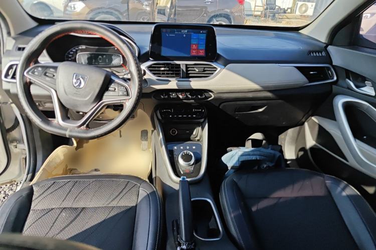 Used Baojun 510 2017 1.5L Automatic Fashion Model