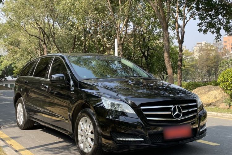 Used Mercedes-Benz R-Class 2017 R 320 4MATIC Business Edition Prestige Model
