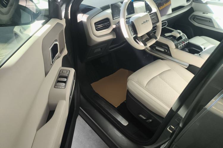 Used  Titanium 3 2025 501KM All-Wheel Drive Intelligent Driving Ultra Version
