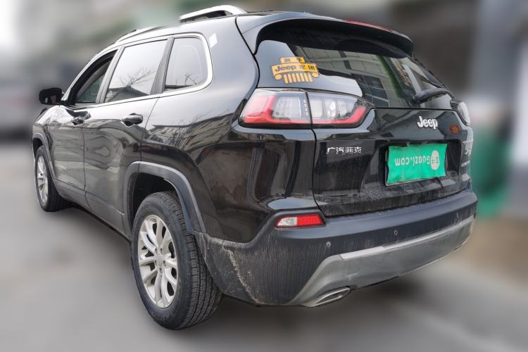 Used Jeep Cherokee 2019 2.0T Two-Wheel Drive Smart Enjoyment Version China VI
