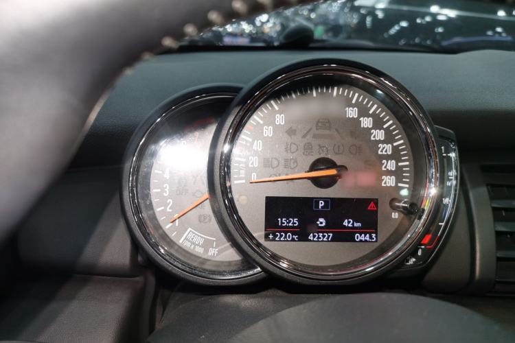 Used  MINI 2016 1.2T ONE Pioneer Edition
