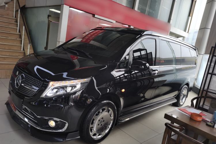 Used Mercedes-Benz Vito 2018 2.0T Elite Version 7 Seats China V Emission Standard
