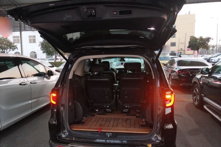 Used Honda Elysion 2022 2.0L eHEV Luxury Edition
