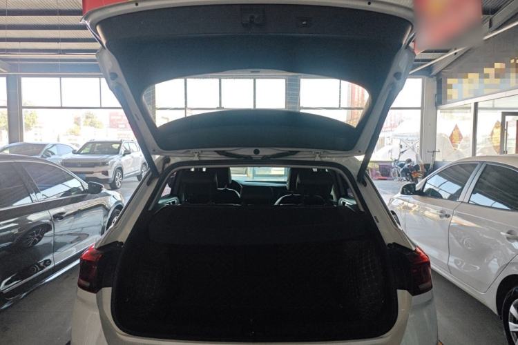 Used Volkswagen T-ROC 2019 280TSI DSG Two-Wheel Drive Comfort Version China VI Standard
