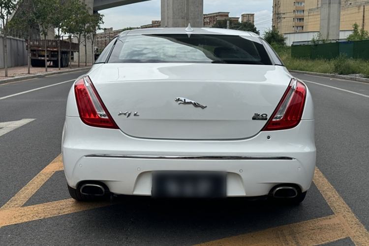 Used Jaguar XJ 2013 XJL 2.0T Elegance Business Edition
