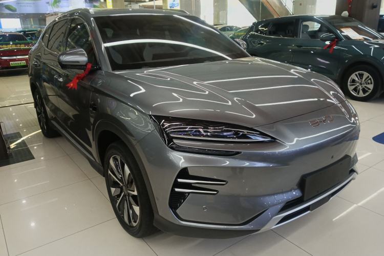 Used BYD Song PLUS New Energy 2025 EV Smart Drive Edition 605km Flagship Model
