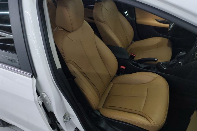 Used Buick GT 2019 18T Automatic Connected Flagship Version China VI Standard