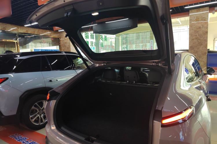 Used ONVO L60 2024 60 kWh All-Wheel Drive
