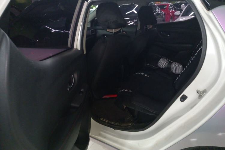 Used Nissan Lannia 2019 1.6L CVT Smart Connect Smart Cool Version China V Standard
