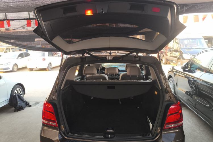 Used Mercedes-Benz GLK-Class 2013 GLK 300 4MATIC Dynamic Sunroof Model