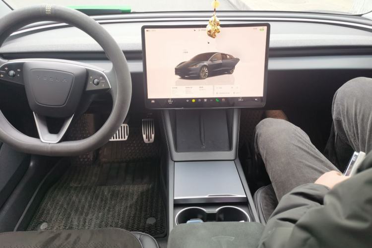 Used Tesla Model 3 2023 Rear-Wheel-Drive Version
