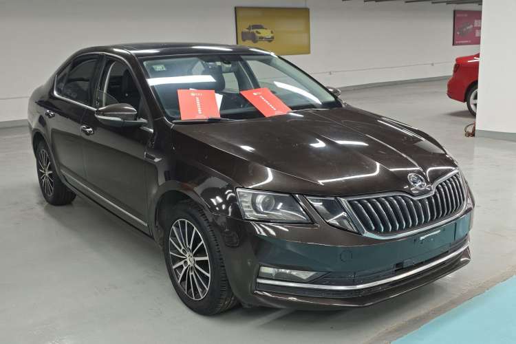 Used Skoda Octavia 2018 TSI230 DSG Luxury Edition
