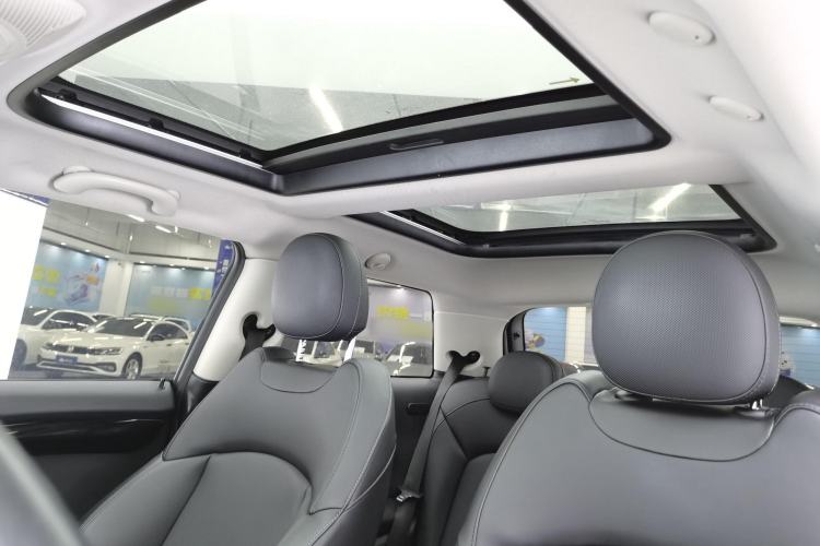 Used  MINI 2020 1.5T COOPER Classic Edition
