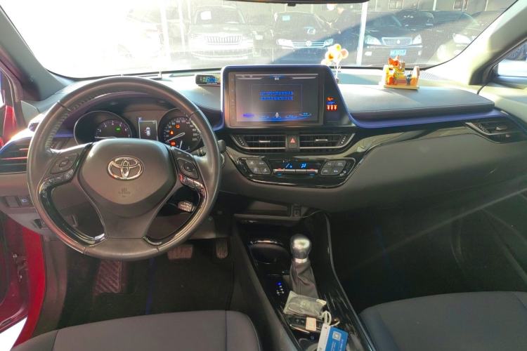 Used Toyota C-HR 2018 2.0L Luxury Edition China V Standard
