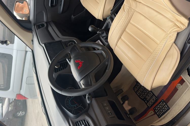 Used Wuling Hongguang V 2022 1.5L Enjoy Edition Electric-Powered LAR
