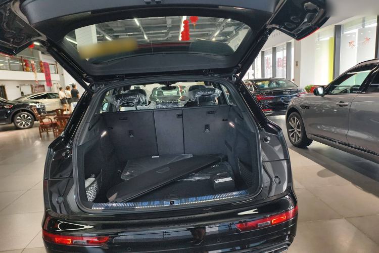 Used Audi Q5L 2024 40 TFSI Luxury Dynamic Edition
