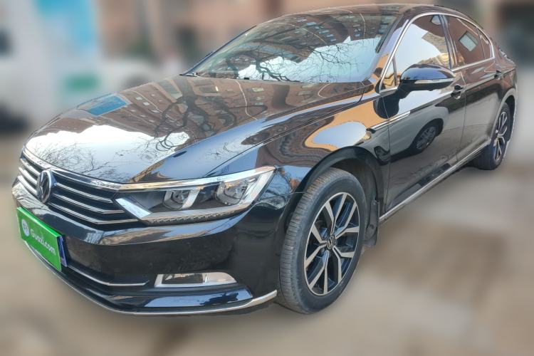 Used Volkswagen Magotan 2017 330TSI DSG Luxury Model