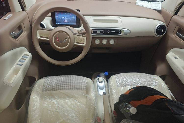 Used Wuling Hongguang MINIEV 2025 Four-Door Version Advanced Edition
