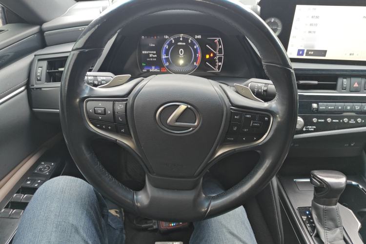 Used Lexus ES 2022 200 Excellence Edition