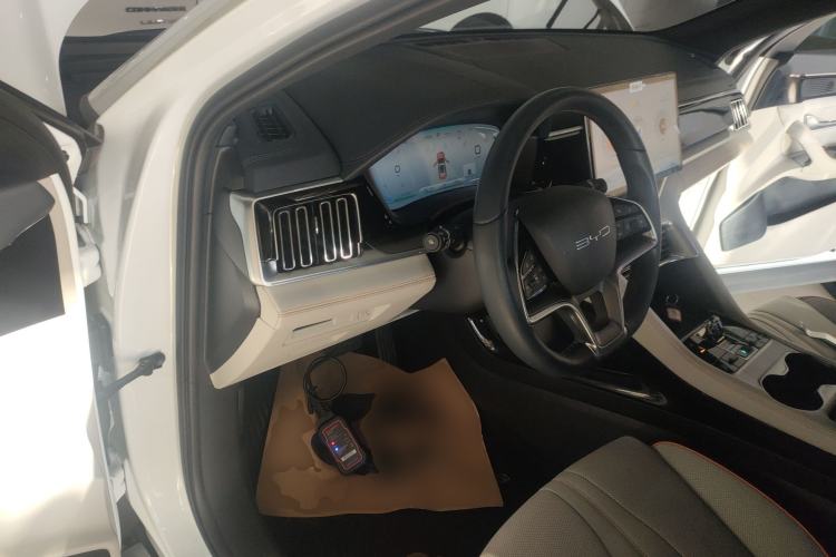 Used BYD Song PLUS New Energy 2023 Champion Edition EV 520KM Flagship Model