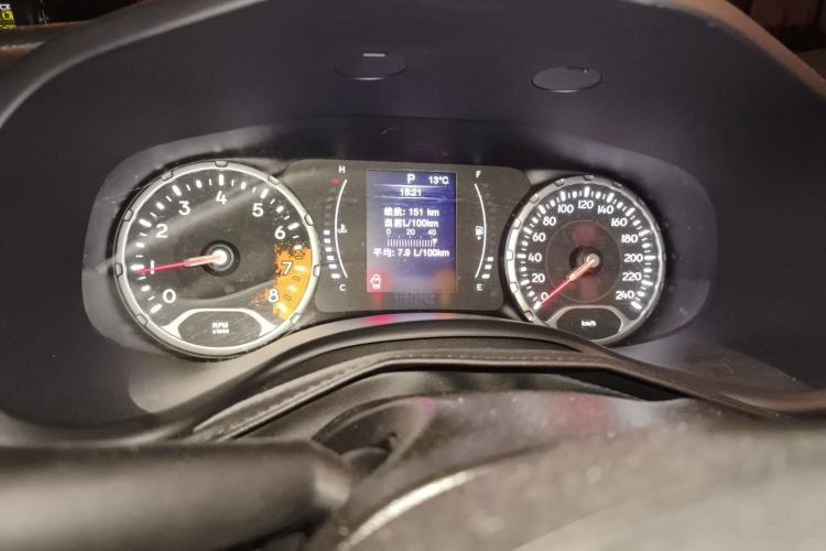 Used  Renegade 2017 180T Automatic Kinetic Edition+
