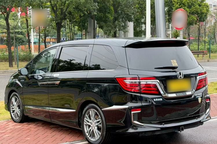 Used Honda Elysion 2019 2.0L Hybrid Supreme Edition
