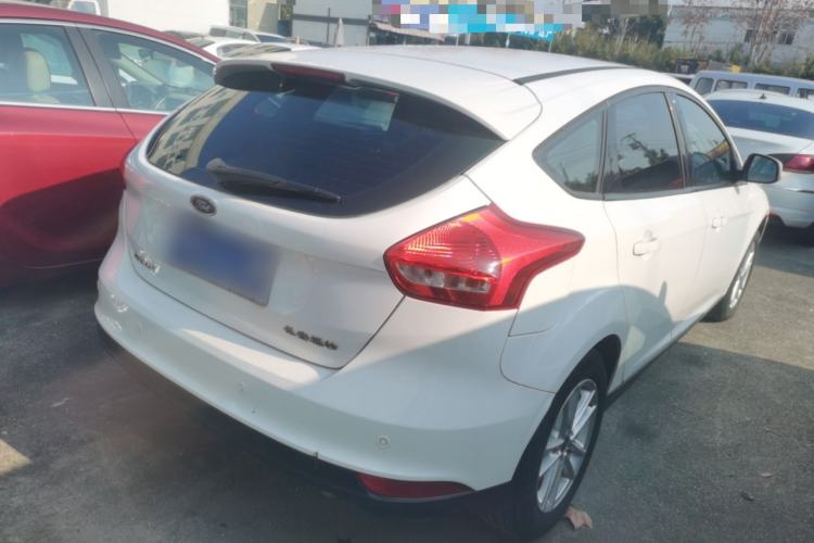 Used Ford Focus 2015 Hatchback 1.6L Automatic Fashion Edition
