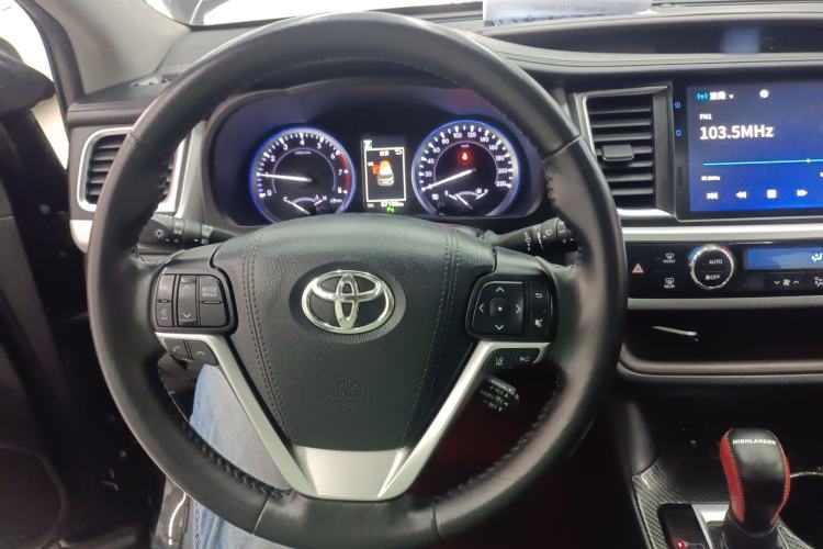 Used Toyota Highlander 2018 2.0T Four-Wheel Drive Prestige Version 7 Seats China VI Standard