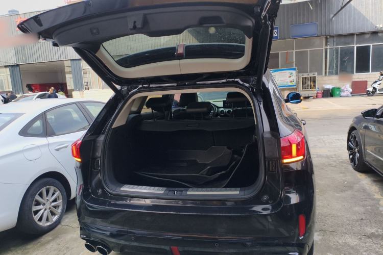 Used Wey VV6 2018 2.0T Two-Wheel Drive Flagship Version China V Standard
