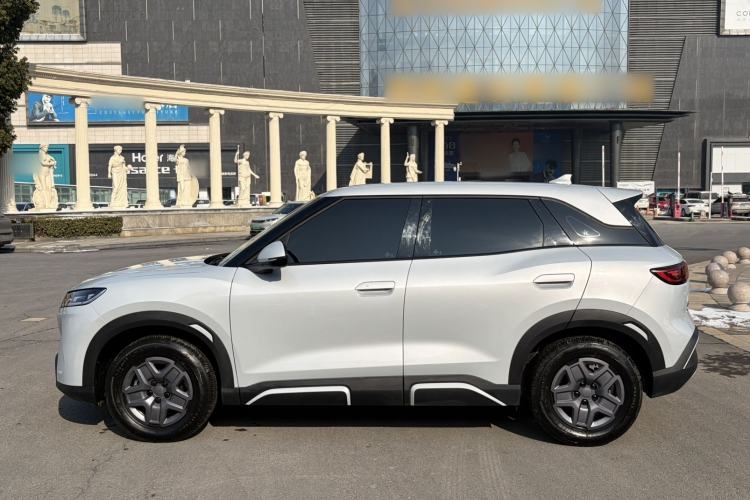 Used BYD Yuan UP 2025 Model 301KM Leading Version
