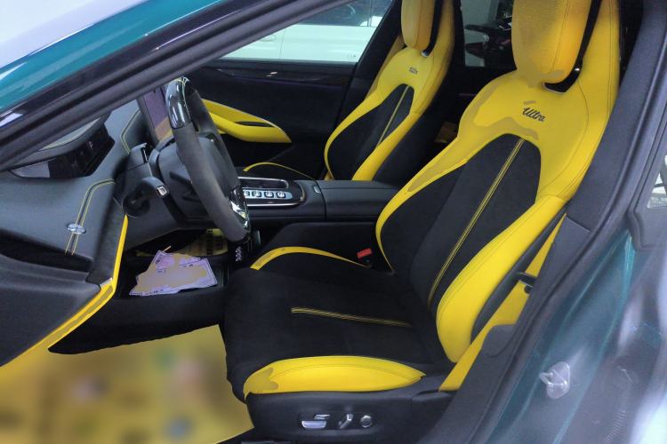 Used  SU7 Ultra 2025 Ultra Model
