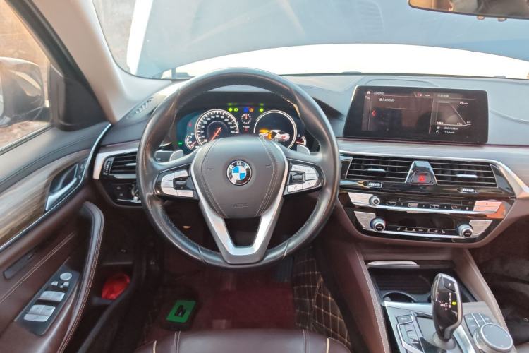 Used BMW 5 Series 2018 Facelifted 530Li xDrive Luxury Package
