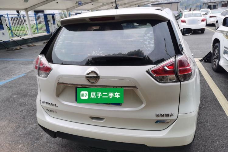 Used Nissan X-Trail 2016 2.0L CVT Smart Enjoyment Version 4WD