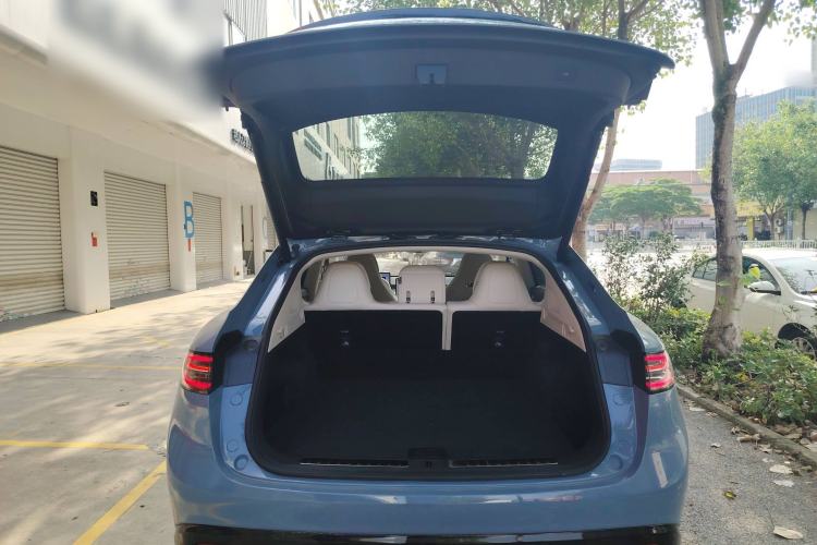 Used Hima Luxeed R7 2024 All-Electric 667 km Max
