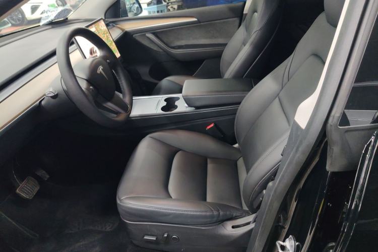 Used Tesla Model Y 2021 Standard Range Rear-Wheel Drive Version