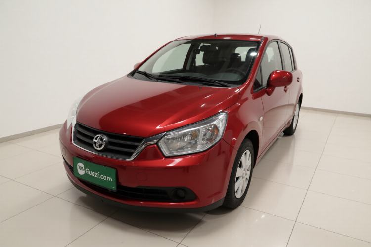 Used Venucia R50 2013 1.6L Automatic Fashion Edition
