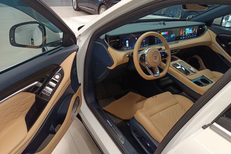 Used VOYAH FREE 2024 Ultra-Long Range Intelligent Driving Version
