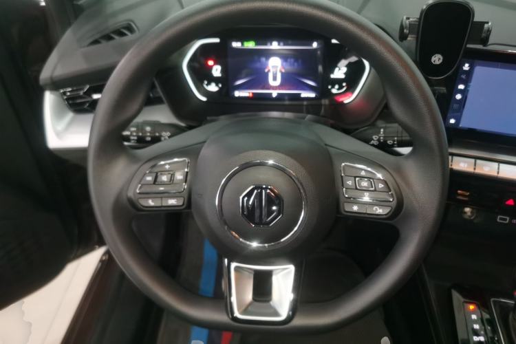 Used MG 5 2023 180 DVVT CVT Luxury Edition