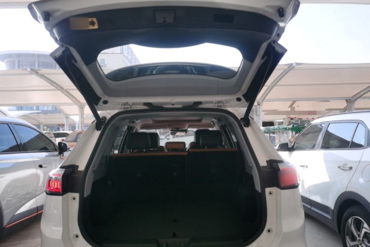 Used Chery Tiggo 8 PLUS 2022 290TGDI DCT Luxury Edition+
