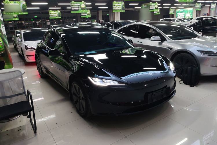 Used Tesla Model 3 2023 Rear-Wheel-Drive Version
