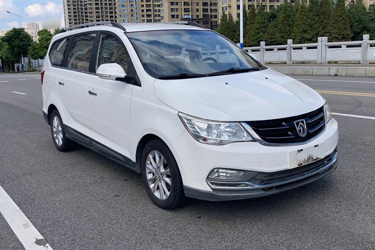 Used Baojun 730 2016 1.5T Manual Comfort Version 7 Seats
