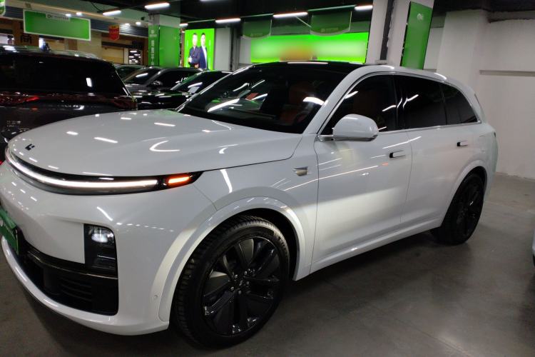 Used Li Auto L7 2024 Pro Model
