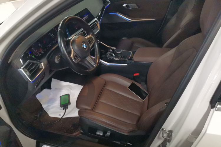 TDK.VehicleDetails.img