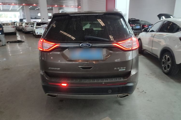 Used Ford Edge 2016 EcoBoost 245 Two-Wheel-Drive Titanium 5-Seater
